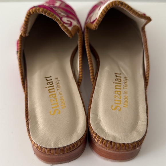SUZANIART Embroidered Mules Shoes 39/9 - Picture 3 of 5